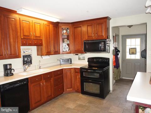 16502 Raven Rock Rd, Cascade, MD 21719 photo 6