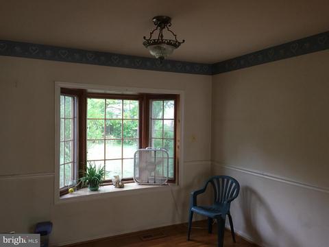 12005 Montague Dr, Laurel, MD 20708 photo 8