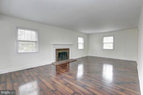 12223 Valerie Ln, Laurel, MD 20708 photo 6
