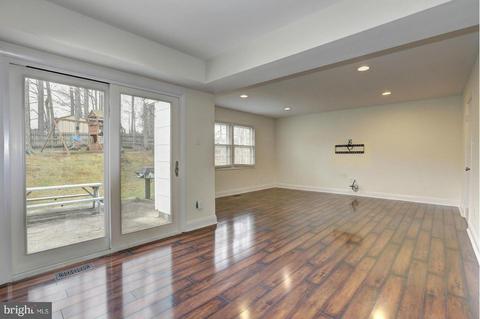 12223 Valerie Ln, Laurel, MD 20708 photo 13
