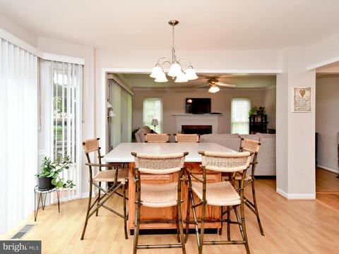 8803 Bovelder Dr, Laurel, MD 20708 photo 9