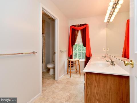 8803 Bovelder Dr, Laurel, MD 20708 photo 19