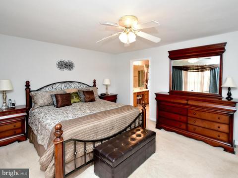 8803 Bovelder Dr, Laurel, MD 20708 photo 12
