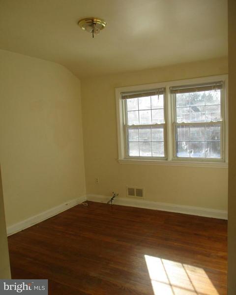 1317 Limit Ave, Baltimore, MD 21239 photo 8