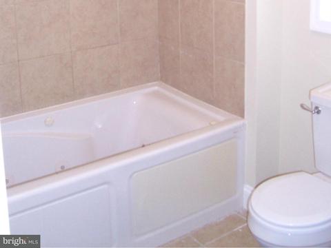 18 Heath St E, Baltimore, MD 21230 photo 15
