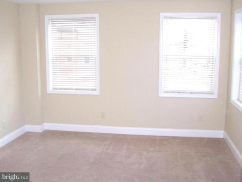 18 Heath St E, Baltimore, MD 21230 photo 9