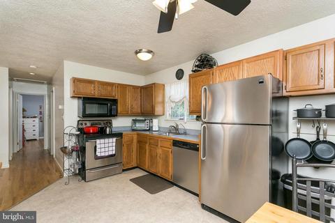 1309 Saint Marks Ave, Baltimore, MD 21230 photo 4