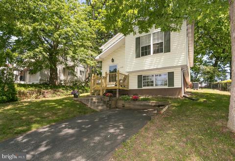 1309 Saint Marks Ave, Baltimore, MD 21230 photo 2
