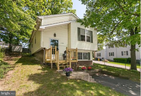 1309 Saint Marks Ave, Baltimore, MD 21230 photo 1