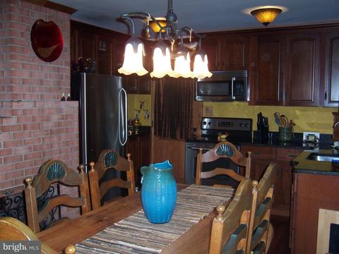 5311 Pillow Ln, Springfield, VA 22151 photo 4