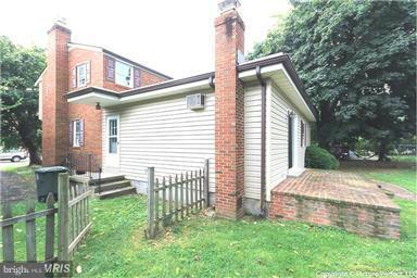 811 Young Pl, Frederick, MD 21702 photo 19