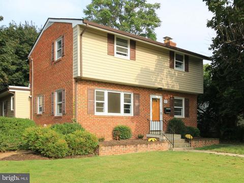 811 Young Pl, Frederick, MD 21702 photo 1