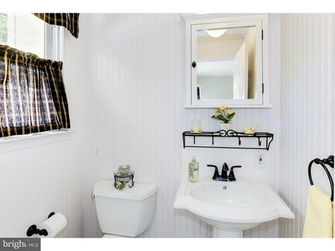 1608 Rivers Edge Dr, Delanco, NJ 08075 photo 11