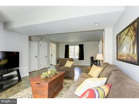 1608 Rivers Edge Dr, Delanco, NJ 08075 photo 8