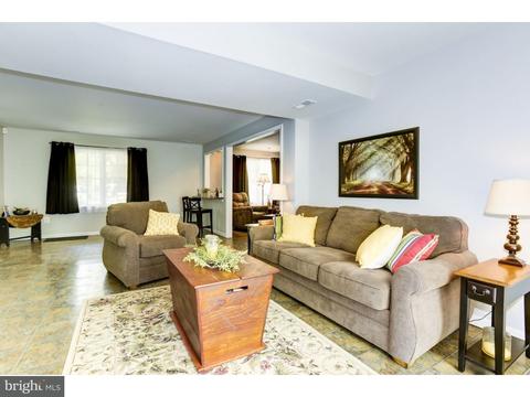 1608 Rivers Edge Dr, Delanco, NJ 08075 photo 10