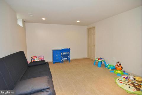 2027 Chapel Ct, Frederick, MD 21702 photo 25
