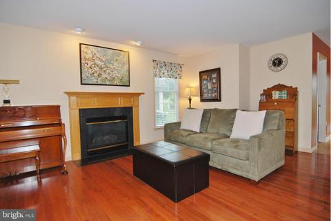 2027 Chapel Ct, Frederick, MD 21702 photo 7