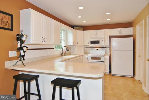 2027 Chapel Ct, Frederick, MD 21702 photo 11