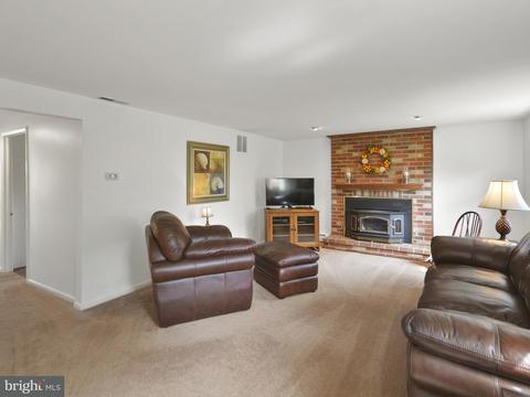 7316 Parkview Dr, Frederick, MD 21702 photo 14