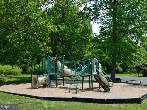 7316 Parkview Dr, Frederick, MD 21702 photo 29