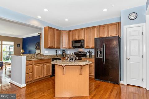 9676 Atterbury Ln, Frederick, MD 21704 photo 7