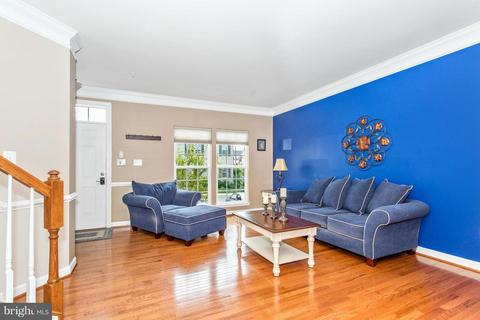 9676 Atterbury Ln, Frederick, MD 21704 photo 3