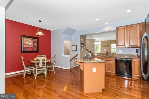 9676 Atterbury Ln, Frederick, MD 21704 photo 11