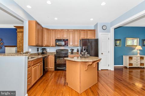 9676 Atterbury Ln, Frederick, MD 21704 photo 8