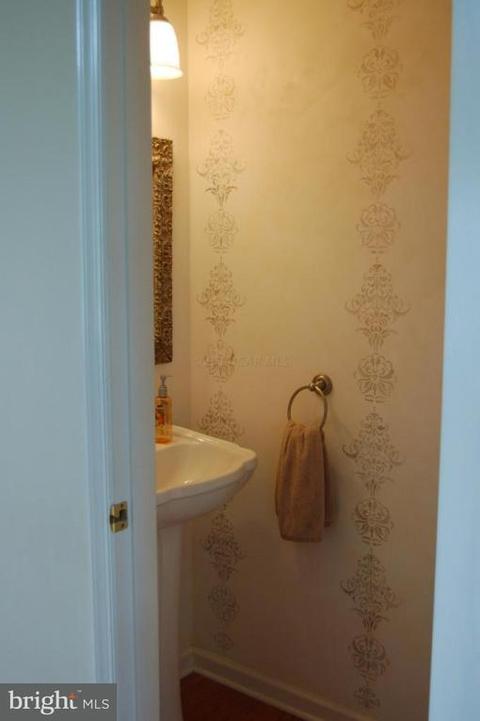7501 Barnes Ct, Hebron, MD 21830 photo 9