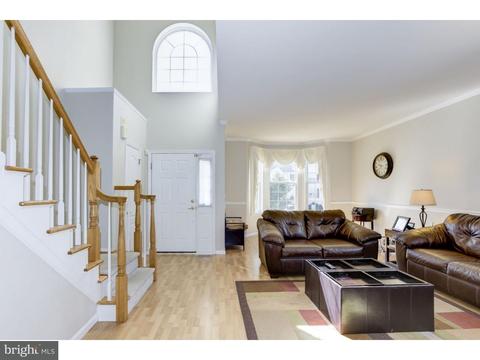 24 Stoneham Dr, Delran, NJ 08075 photo 3