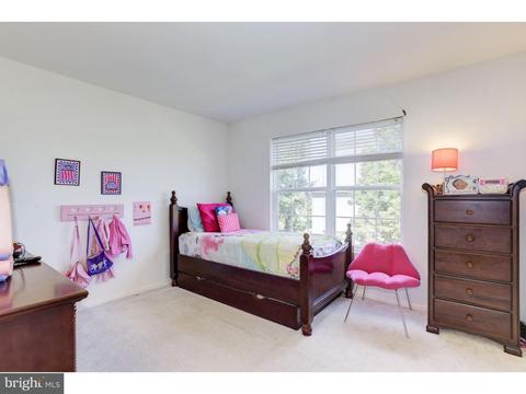 24 Stoneham Dr, Delran, NJ 08075 photo 16