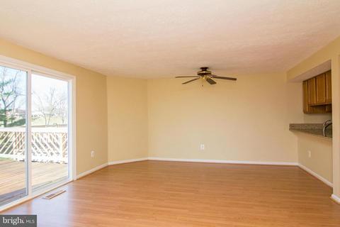 1449 Dockside Ct, Frederick, MD 21701 photo 3