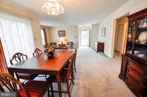 5814 Box Elder Ct, Frederick, MD 21703 photo 4