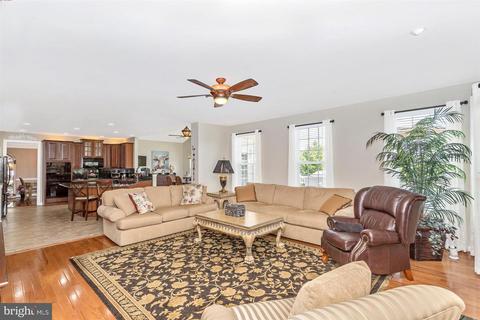103 Maroon Ct, Frederick, MD 21702 photo 8