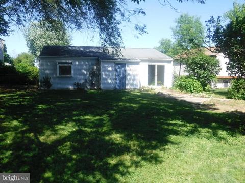 541 Logan St, Frederick, MD 21701 photo 4