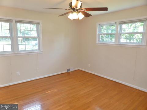 5208 Heming Ave, Springfield, VA 22151 photo 6