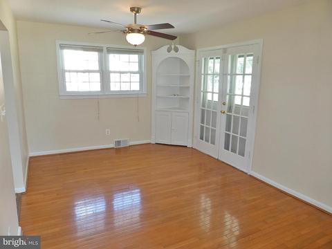 5208 Heming Ave, Springfield, VA 22151 photo 3