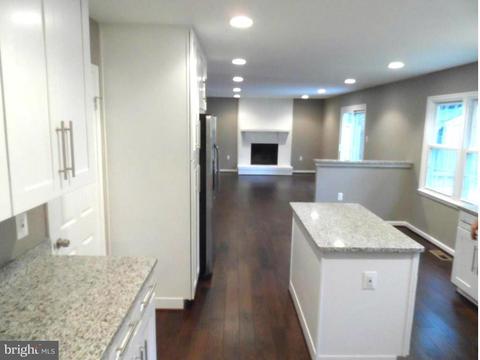 7013 Maple Tree Ln, Springfield, VA 22152 photo 8