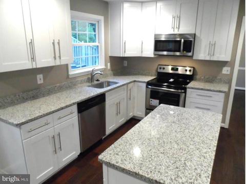 7013 Maple Tree Ln, Springfield, VA 22152 photo 6