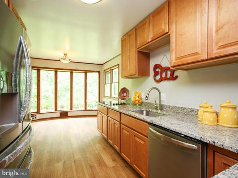 1513 Forest Glen Rd, Silver Spring, MD 20910 photo 9