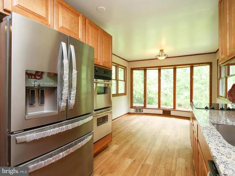 1513 Forest Glen Rd, Silver Spring, MD 20910 photo 10