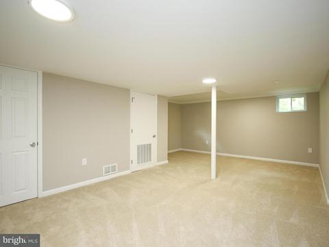 1513 Forest Glen Rd, Silver Spring, MD 20910 photo 21