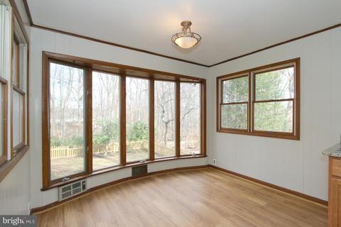 1513 Forest Glen Rd, Silver Spring, MD 20910 photo 11