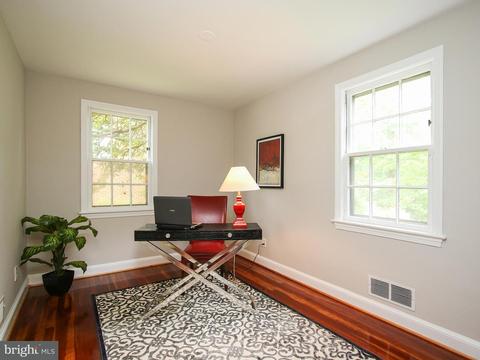 1513 Forest Glen Rd, Silver Spring, MD 20910 photo 6