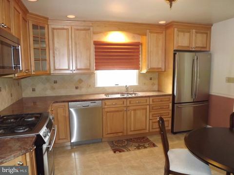 36 Dodge Dr, Trenton, NJ 08610 photo 11