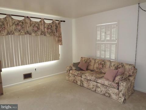 36 Dodge Dr, Trenton, NJ 08610 photo 6