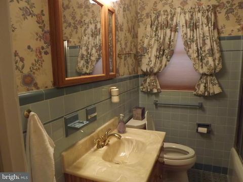 36 Dodge Dr, Trenton, NJ 08610 photo 14