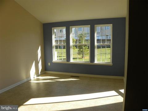 4 Corktree Ln, Elkton, MD 21921 photo 9