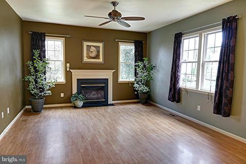 322 Early Pride Ct, Pasadena, MD 21122 photo 11