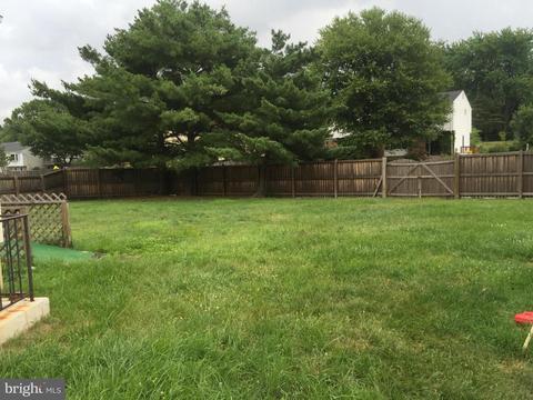 7719 Middlegate Ct, Pasadena, MD 21122 photo 3